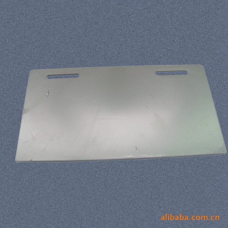 学习“圣经”的凯文