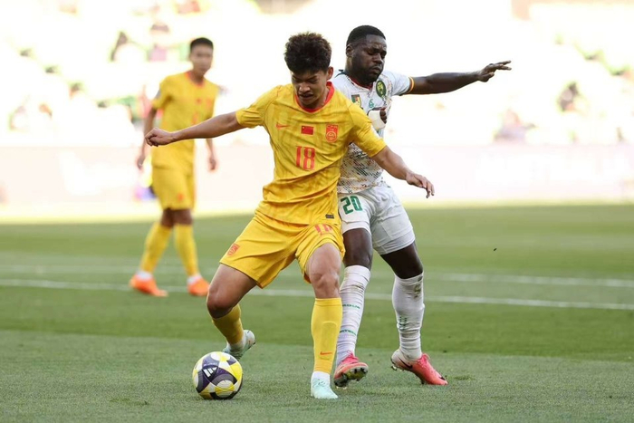 中国男足0-2负喀麦隆 首败揭示世界足球真实差距