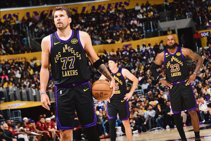 NBA联盟裁定东契奇、坎宁安获评奖资格 爱德华兹