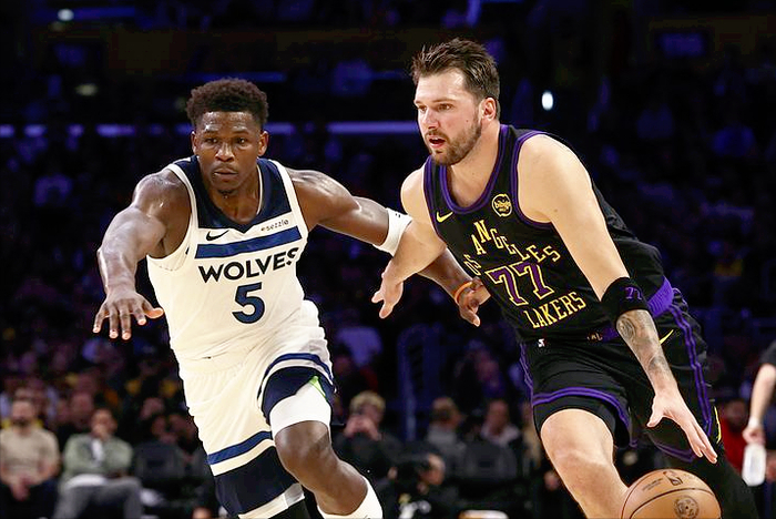 NBA联盟裁定东契奇、坎宁安获评奖资格 爱德华兹